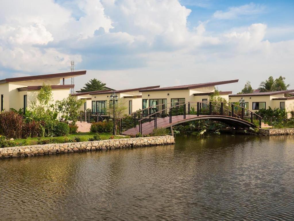 Bua Tara Resort Nong Prue Eksteriør billede