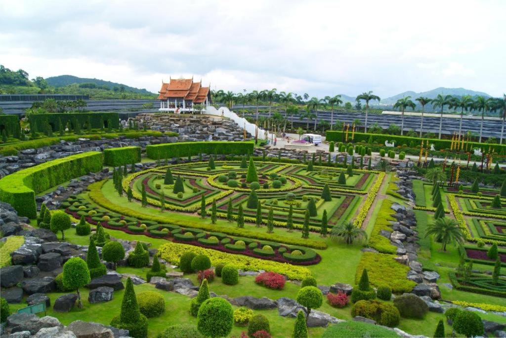 Bua Tara Resort Nong Prue Eksteriør billede