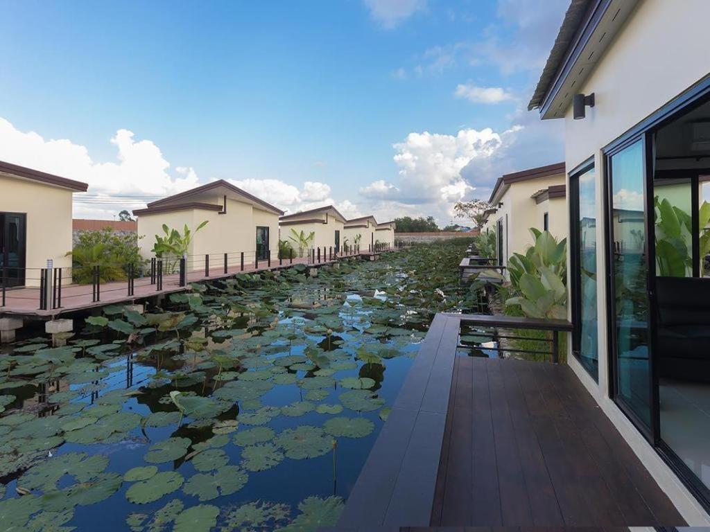 Bua Tara Resort Nong Prue Eksteriør billede
