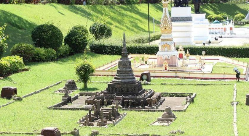 Bua Tara Resort Nong Prue Eksteriør billede